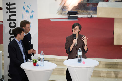 Caritas - Er?ffnung Kirchenschiff / Johannes Hloch